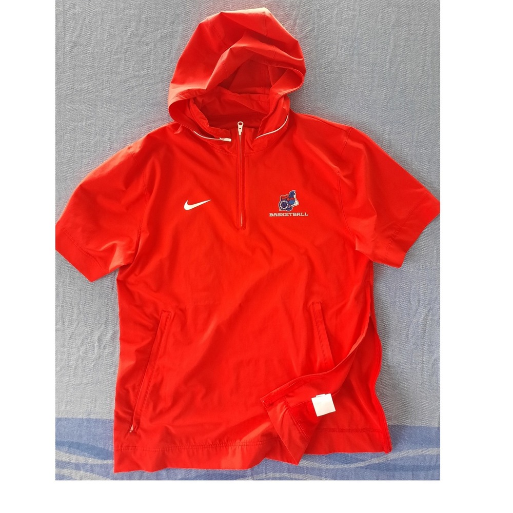 Nike Basketball Men Large Red Short Sleeve 1/4 Zip Hooded Windbreaker FJ9548-657